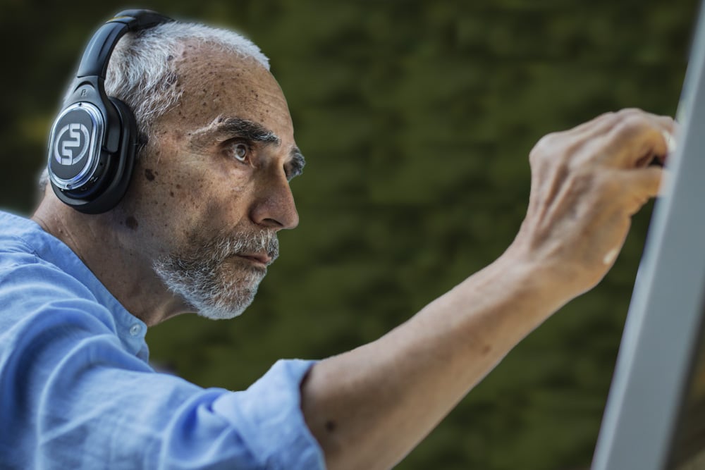 headphones-sx553-in-use-1 RF headphones SX-553