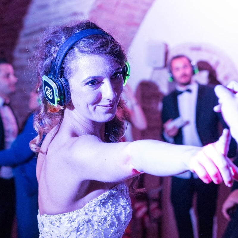 silentdisco-wedding-bride